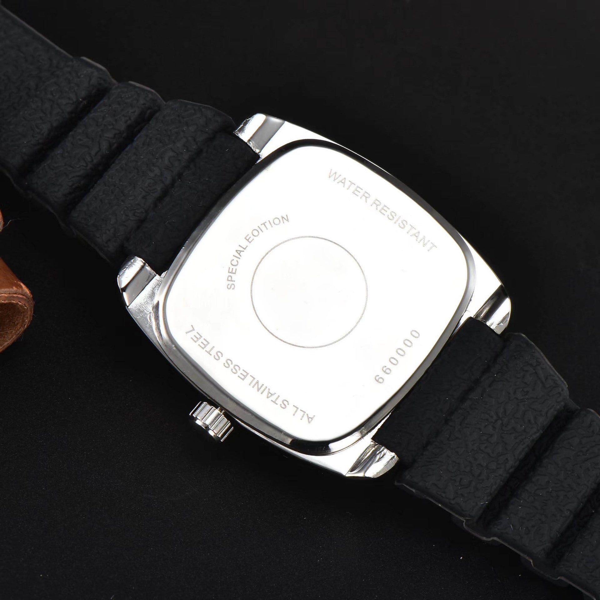 Warner Quartz Watch