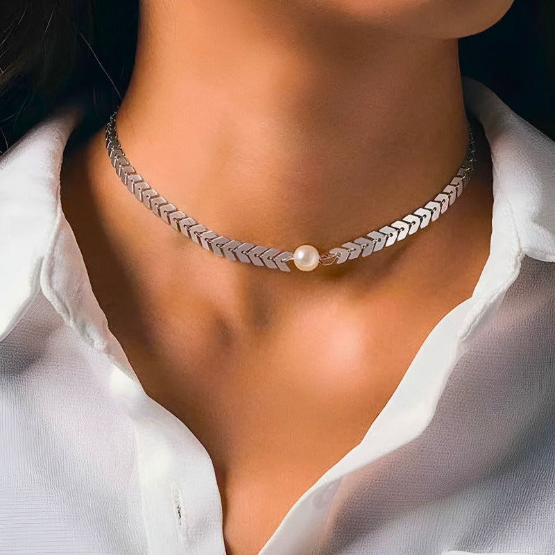 Chloé Pearl Necklace