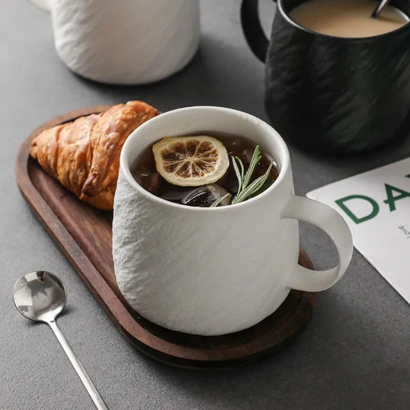 Alvoro Textured Mug