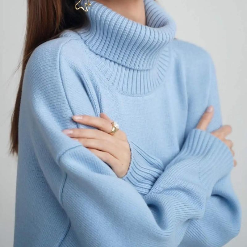 Lucia Blanca Sweater