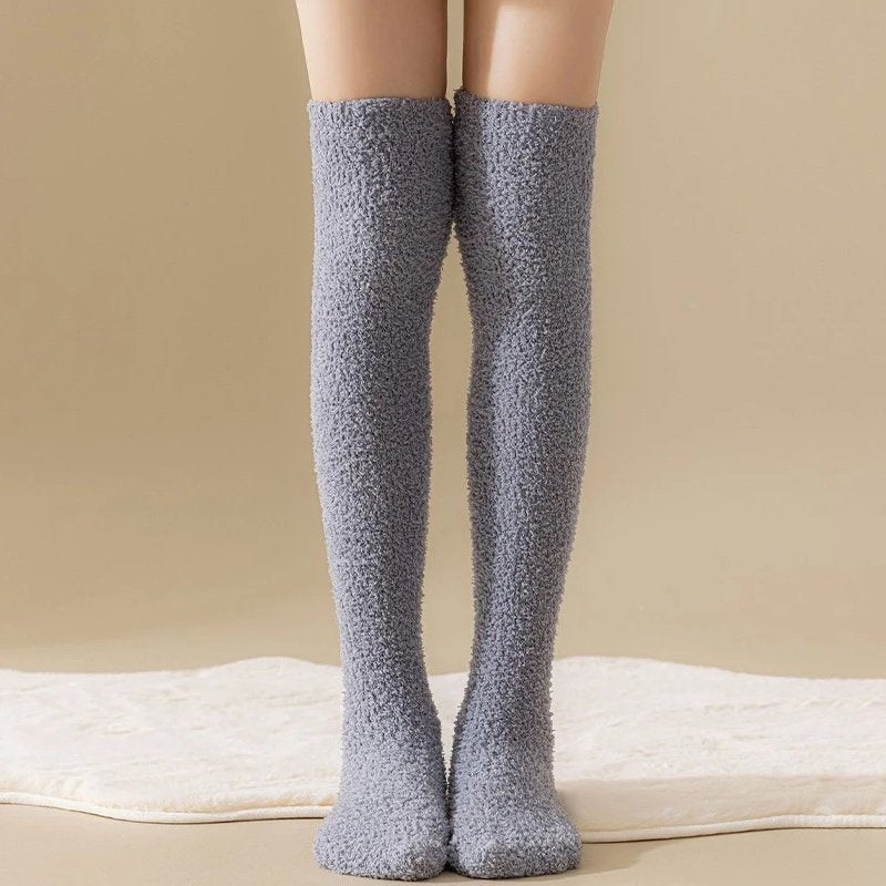 Veluta Knee-High Socks