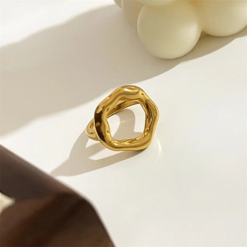 Fusa Gold Ring