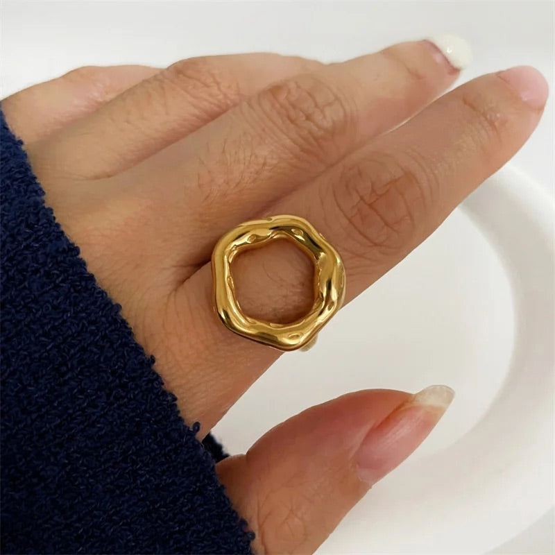 Fusa Gold Ring