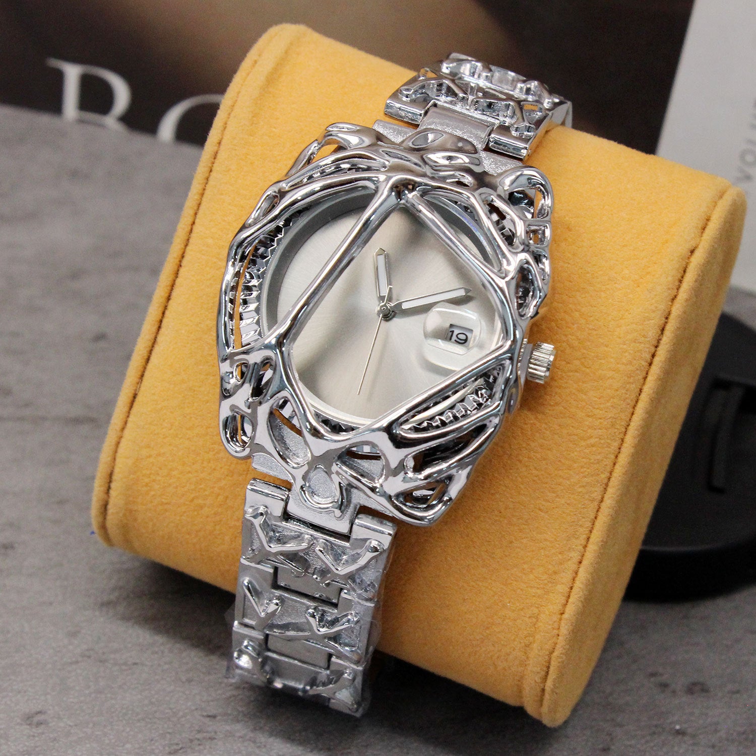 Cobain Watch