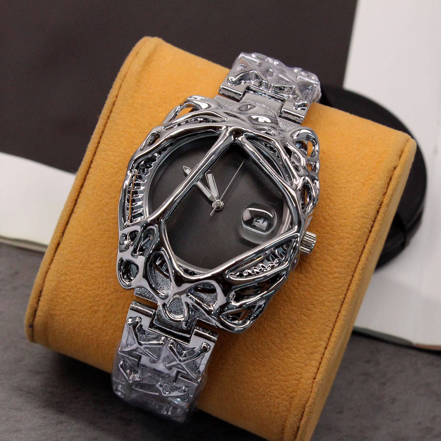Cobain Watch