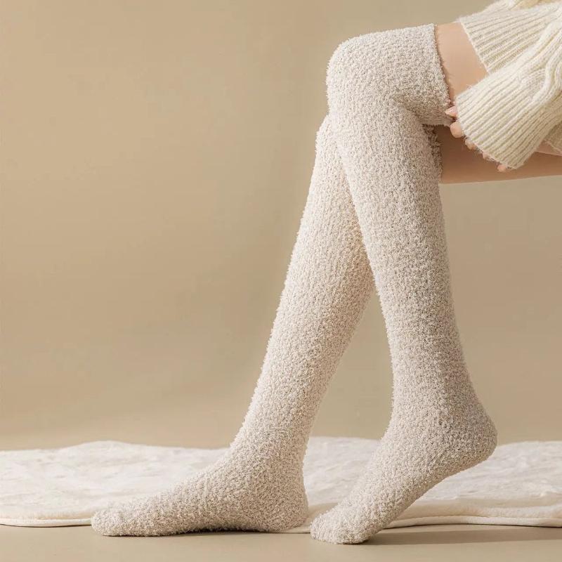 Veluta Knee-High Socks