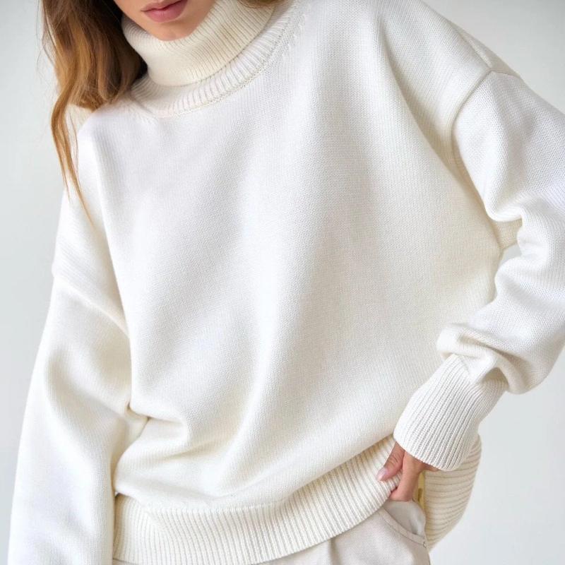 Lucia Blanca Sweater